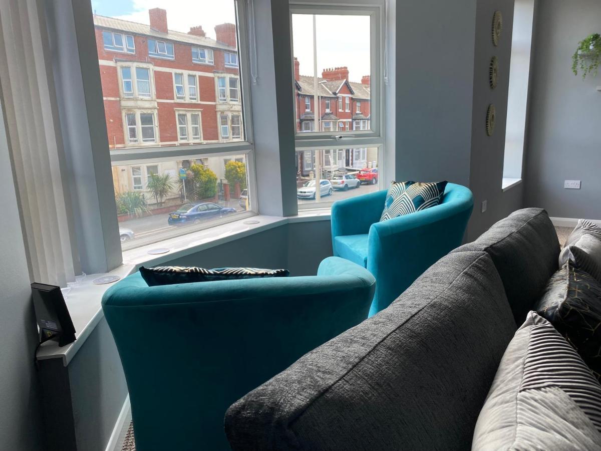 Blackpool Sleepover Apartment 4 Free Parking Sleeps 6 Dış mekan fotoğraf